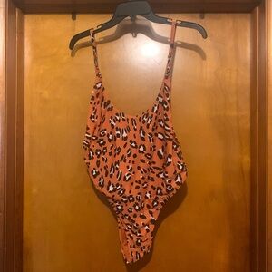 NWOT Fabletics Size XL NOA Sexy One Piece Swimsuit